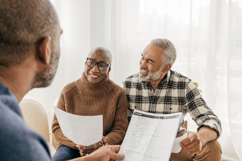 Man and woman discussing estate planning by the Law Offices of Robert E. O’Connor